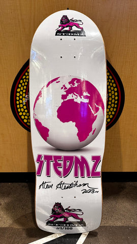 Website Launch - Stedmz World - Magenta - Rider Promo